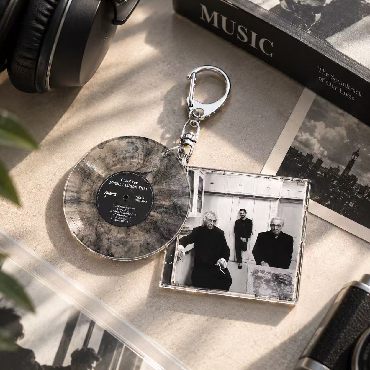 C-Charli Xcx キーチェーン、音楽、ファッション、 - Phone Accessories Charms のレビューと価格